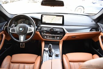 BMW 530d xDrive ///MSPORT TAŽNÉ DPH ČR 1.MAJITEL - 7