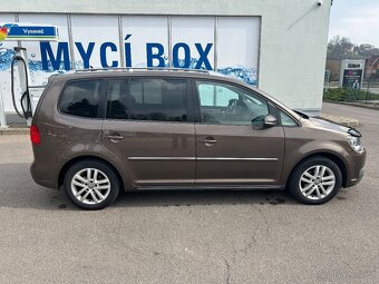 VW Touran 1.6tdi 77kw Highline 2011 5 míst 232Tkm tažné z. - 7
