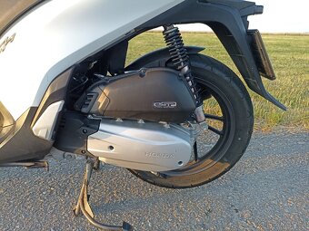 Honda SH 125 i rok výroby 2014, 9500 km najeto - 7