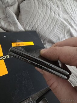 Honor Magic V2 - 7