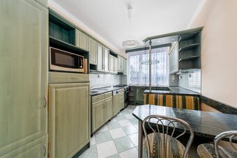 prodej dovugeneračního RD s velkou zahradou - Český Těšín - 7