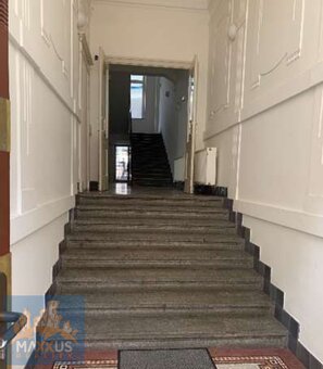 Pronájem nebytových prostor (325 m2), Agora Flora – Vila, 3. - 7