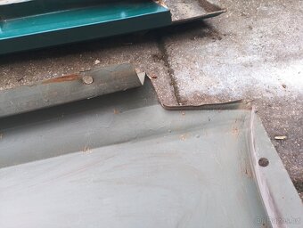 Bočnice škoda 105 a zadní čelo - 7