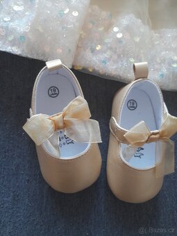 Zlaté šatičky - 7