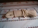Starší žehlička a dětská žehlička, koše na prádlo, prkno - 7