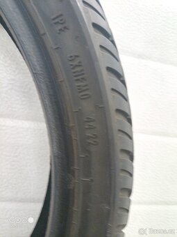 Pneu 110/ 70 R17 - 7
