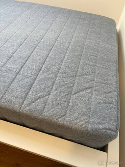 Postel Ikea Malm 90x200 s roštem a matrací - 7
