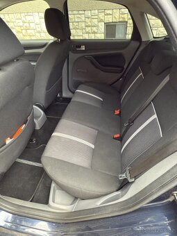 Ford Focus 2010-1.6 16V- 148 000km - 7