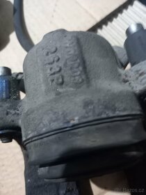 BMW F 31 PŘEDNÍ BRZDY - 7