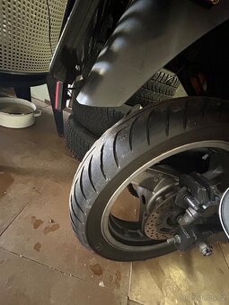 Kawasaki GPZ EX 500 - 7