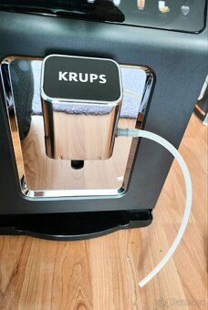 Automatický kávovar Krups EA895N10 - 7