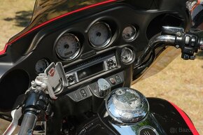 FLHX Street Glide - 7