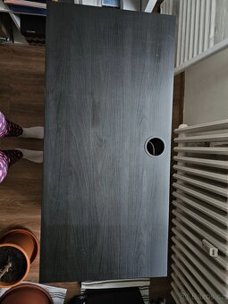 Psací stůl IKEA Micke se skříňkou - 7