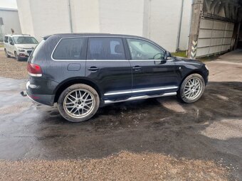 VW Touareg 3,0 TDi 165kW 24v V6 Individuál max možná výbava - 7
