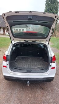 Hyundai i30 Combi 1,6 CRDI 2018 PDE - 7