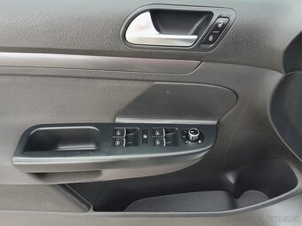 Volkswagen Golf 1.6 TDi , 77 kW nafta, 2012 - 7