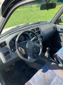 Prodám Toyta Rav 4 4x4 r.v.1998 - 7