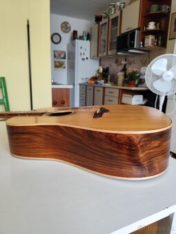 Kytara Ibanez - 7