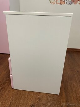 IKEA SMÅSTAD nábytek pro holčičku - 7