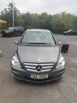 Mercedes-Benz B 180 CDI – spolehlivý rodinný vůz - 7