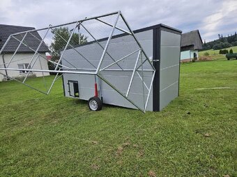 Mobilní kurník zateplený 4x2,1x2m - 7