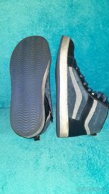 Boty NOVÉ celokožené vel. 35 - 7