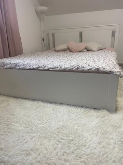 Bílá postel -IKEA - 7