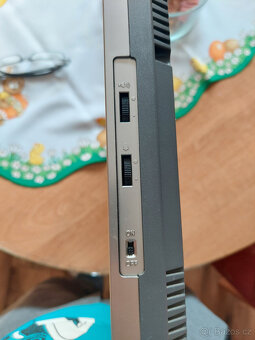 Commax CDV-1020AQ - Luxusní displej ke zvonku / telefonu - 7