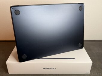 Macbook Air 15'' 2023 / M2 / 8GB / 256GB SSD / Midnight - 7