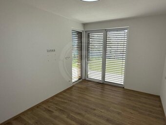 PRONÁJEM ŘADOVÉHO BUNGALOVU 3+KK, PLATANOVÁ, MLADÉ U ČB - 7