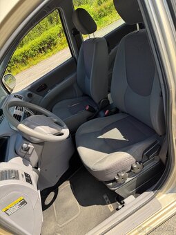 Hyundai Matrix - 7