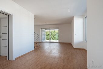 Prodej moderní novostavby  4 + kk se zahradou,Rychnov n. Kn. - 7