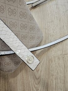 Guess kabelka crossbody - 7