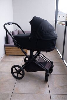Cybex Priam 2023 Matt Black + Manhattan Grey Plus Seat Pack - 7