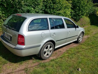 Škoda Octavia 2,0i combi - 7