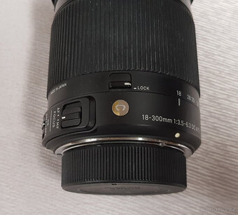 Objektiv Sigma 18-300 mm f/3,5-6,3 DC Macro OS HSM pro Nikon - 7