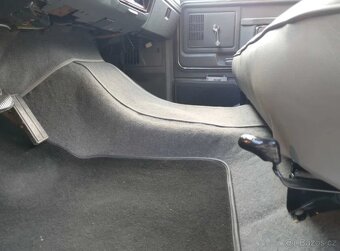 Ford F-150 z roku 1985 - 7