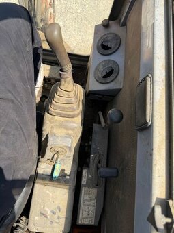 Hitachi EX 15 - 7