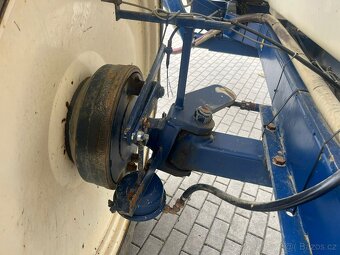 Tažený postřikovač SIEGER ( AgriFac) TSMR 3000 l , 24 m - 7