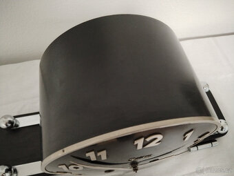 funkcionalistické hodiny Junghans - 7