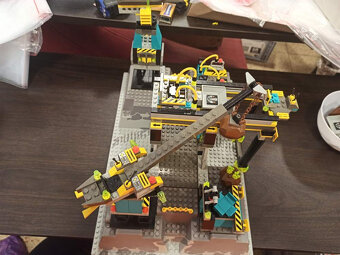 LEGO Rock Raiders 4990 Rock Raiders HQ +návod - 7