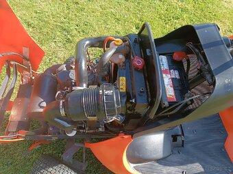 Zahradní traktor Kubota GR 1600 - 7