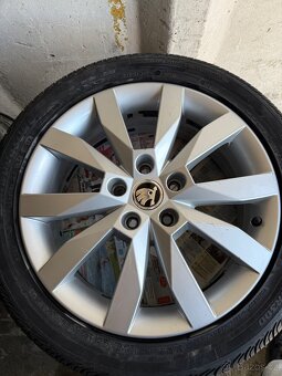 Prodám 4x alu kola Škoda 5x112 R17 - 7