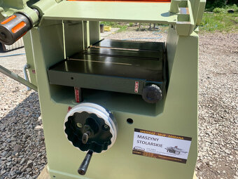 Srovnávačka s protahem SCM 2000D - 7