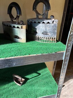 Starožitná žehlička - 7