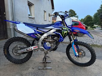 Yamaha yzf 250 - 7