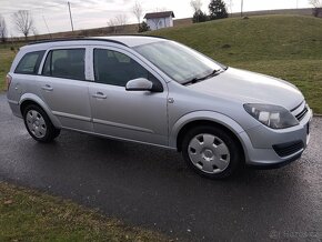 Prodám Opel Astra H kombi 1.3CDTI 66Kw r.v.2006 hezký stav - 7