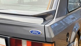 Zadní spojler originál Ford Escort (Mk IV) XR3i - 7