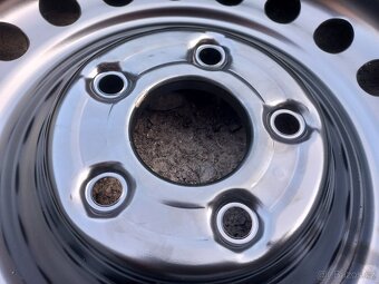 Prodám NOVOU sadu kol Mercedes 205/60R16 zimní - 7
