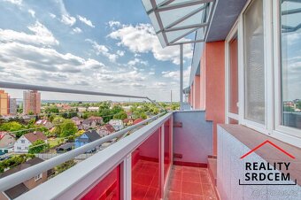Pronájem bytu v os. vlast. o velikosti 2+1+balkon/58 m2 na u - 7